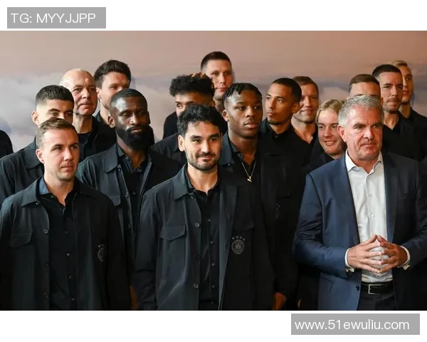 京多安的足球之路：从青涩少年到世界顶级中场的华丽转身